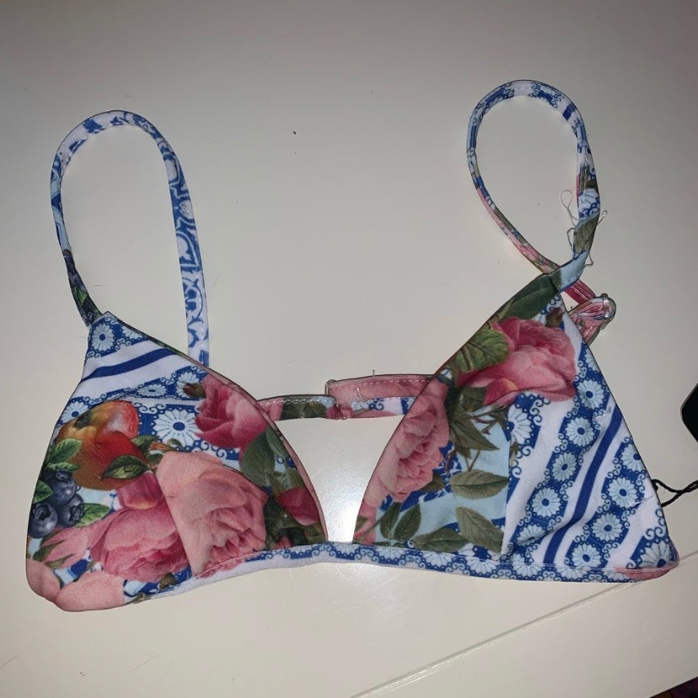 Bikini top